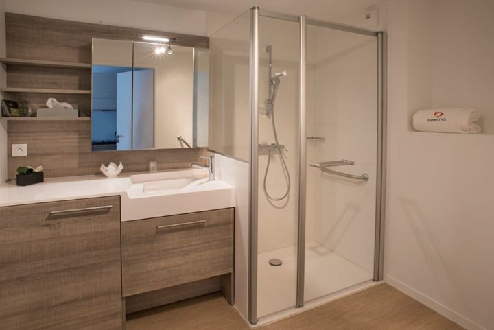 Résidence Senior : Trouvez Un Appartement Indépendant Et destiné Norme Salle De Bain Senior