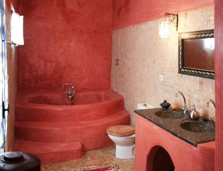 Riad Le Baladin Essaouira: 8 Chambres D'Hôtes Entre serapportantà Accessoires Salle De Bain Maroc