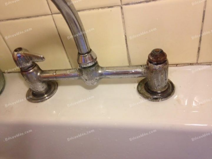 Robinet Mitigeur Cuisine – Cyreid destiné Demonter Mitigeur Evier