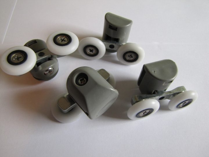 Roulette Paroi De Douche – destiné Roulettes Cabine De Douche