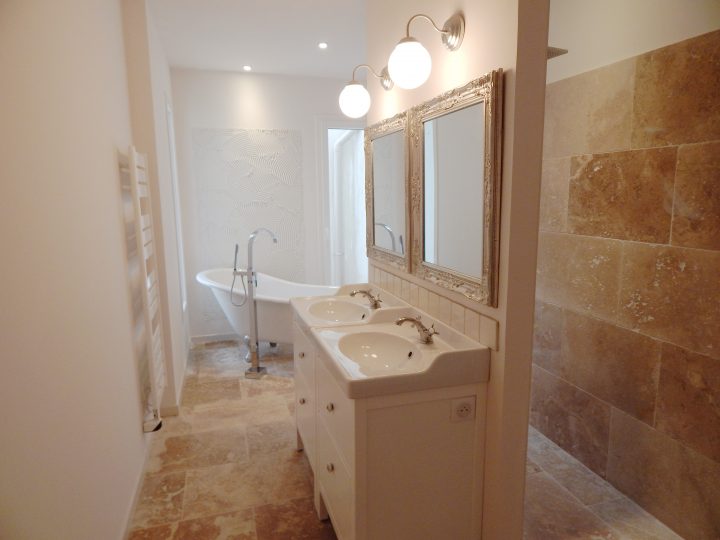 Salle De Bain Lilomé – Rénovation Décoration À Salon De Provence destiné Salle De Bain Provençale