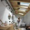 Salle De Bains Dans Les Combles : Comment Bien Gérer La pour Aération Salle De Bain