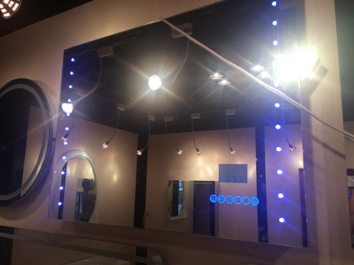 Salle De Bains En Acier Inoxydable Miroir Led Intelligent pour Miroir Salle De Bain Bluetooth