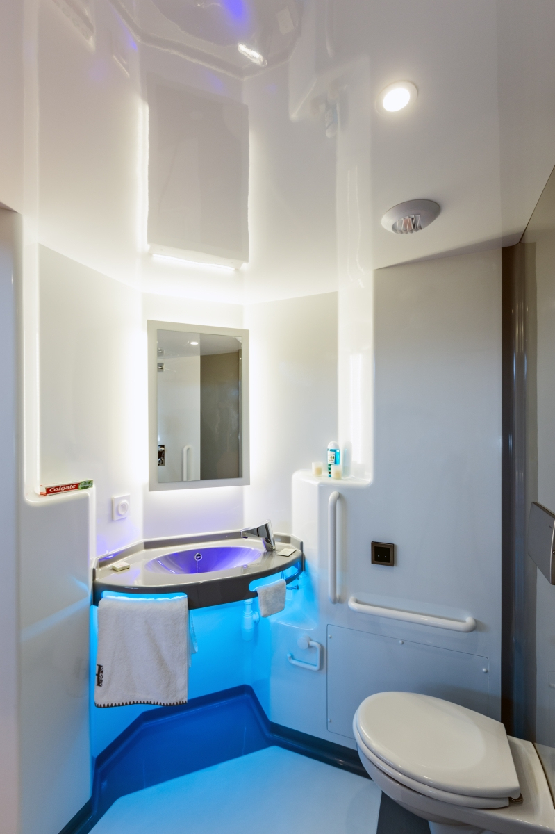 Salles De Bains Préfabriquées - Swisspool Balneo pour Salle De Bain Préfabriquée