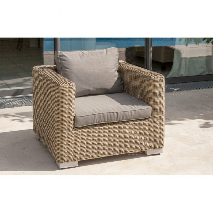 Salon De Jardin 4 Places En Résine Tressée Ronde – Le Rêve à Salon De Jardin Resine Solde Salon De Jardin 4 Places En Résine Tressée Ronde – Le Rêve à Salon De Jardin Resine Solde