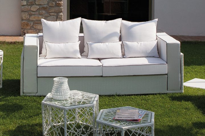 Salon De Jardin Design En Osier Blanc Ou Noir Spider De à Salon De Jardin En Osier Salon De Jardin Design En Osier Blanc Ou Noir Spider De à Salon De Jardin En Osier