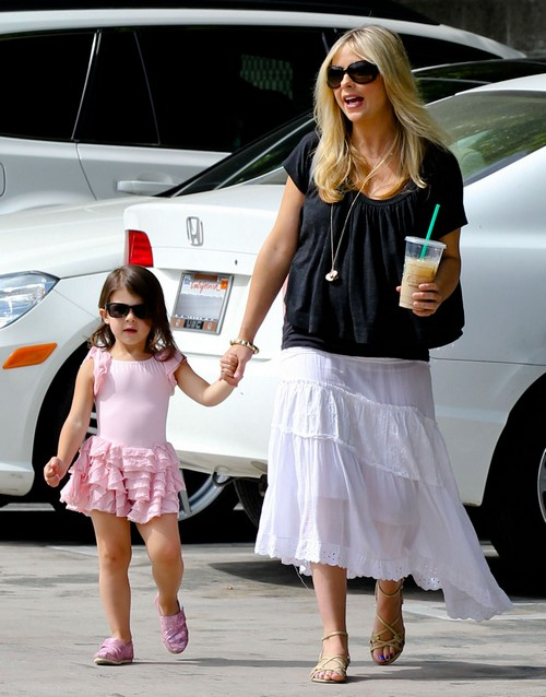 Sarah Michelle Gellar Pregnant, Baby And Husband dedans Sarah-Anne Parent Sarah Michelle Gellar Pregnant, Baby And Husband dedans Sarah-Anne Parent