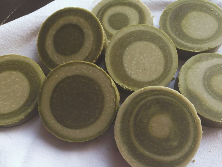 Savon Saponifié À Froid : Le Menthe Olé ! | Savon destiné Faire Son Gel Douche Solide