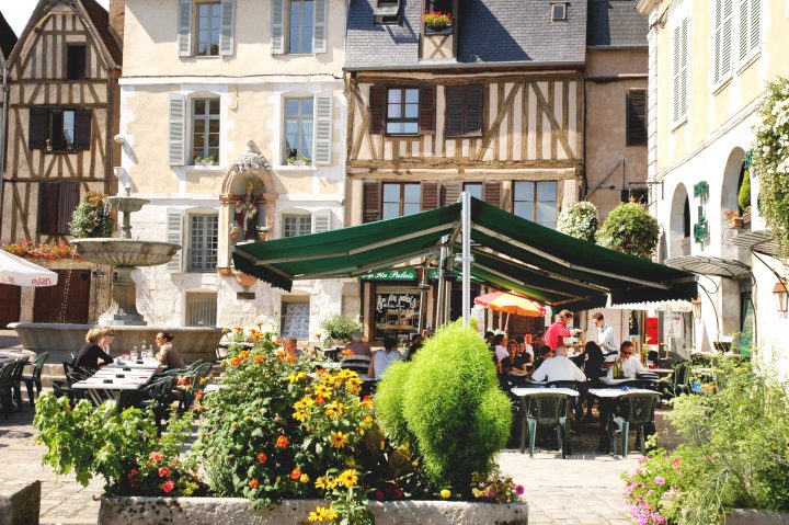 Sept Nouveautés Pour Le Commerce / Economie / Actualités serapportantà Chambre Des Metiers Auxerre