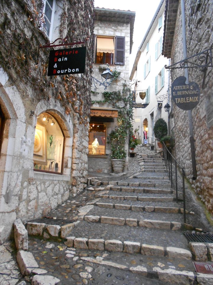 St. Paul-De-Vence | Roundabout London concernant Chambre D Hote Saint Paul De Vence