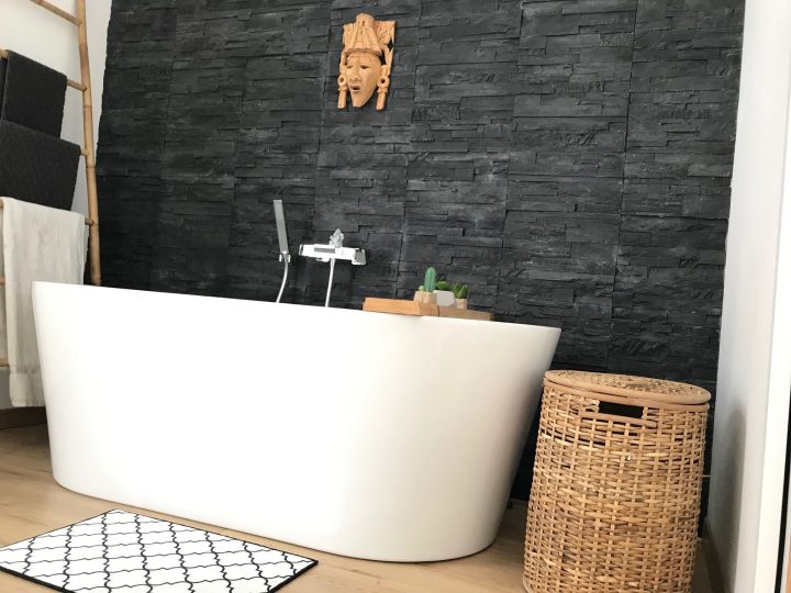 Stratifié Et Moquette Pour Habiller Un Intérieur pour Stratifié Mural Salle De Bain Stratifié Et Moquette Pour Habiller Un Intérieur pour Stratifié Mural Salle De Bain