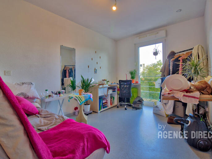 Studio À Louer 18 M² Rennes Beaulieu (35000) : Location dedans Location Meublée À Rennes