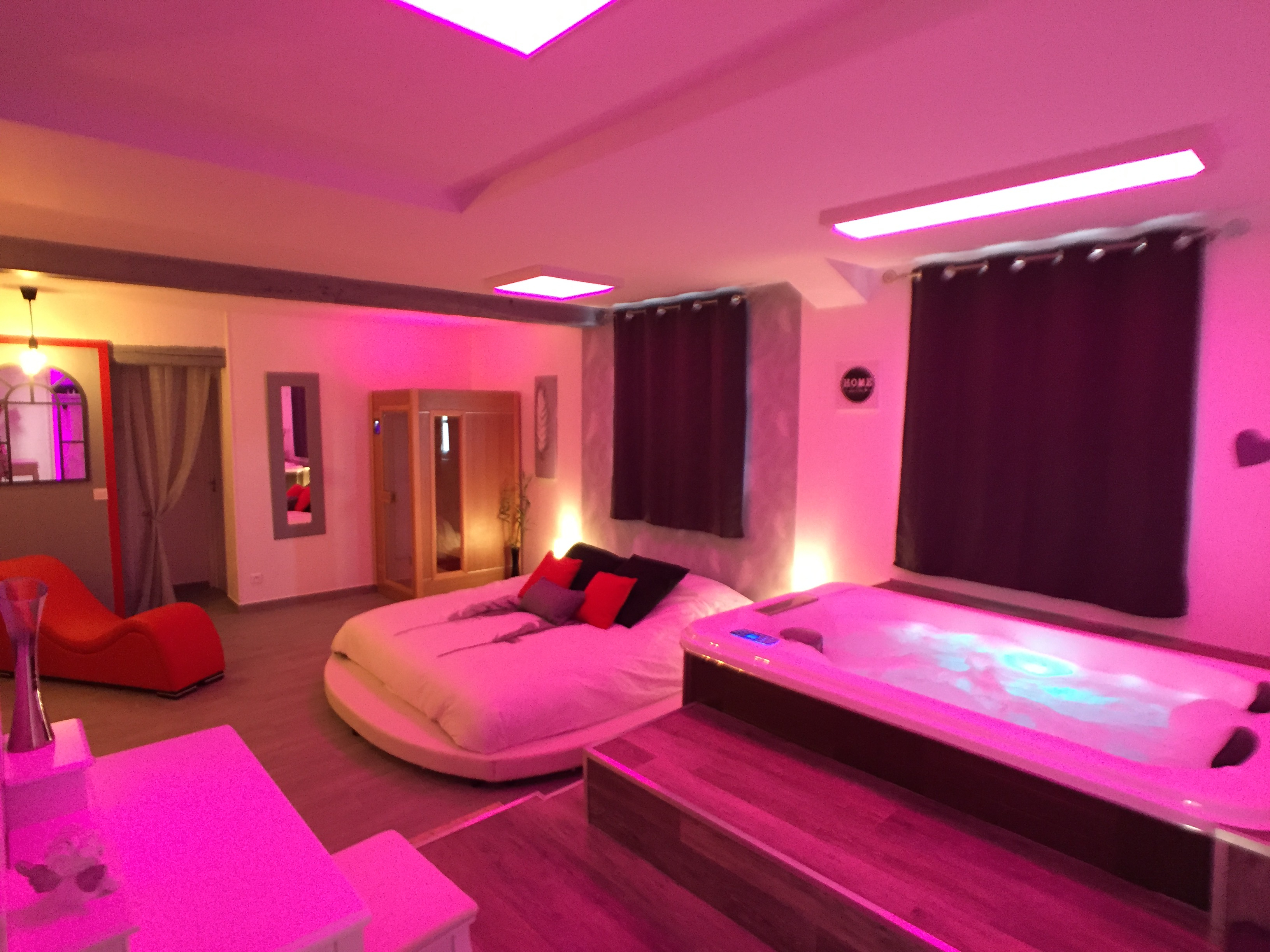 Suite Cupidon Ambre - Spa Et Sauna Privatif - Appartements À avec Chambre Avec Jacuzzi Privatif Ile De France