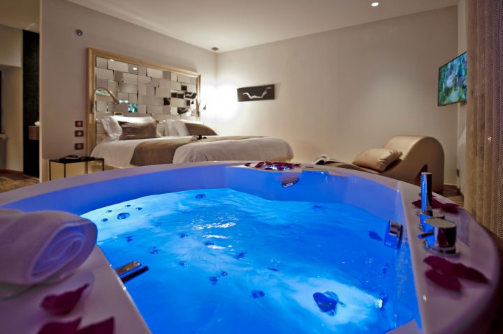 Suites De La Tour – Nuit D'Amour dedans Chambre D Hote Chambery