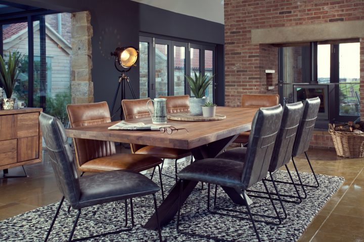 Table À Manger Carrée Chêne Métal Pied Croisé 150 Cm Oka dedans Table Salle A Manger Carré