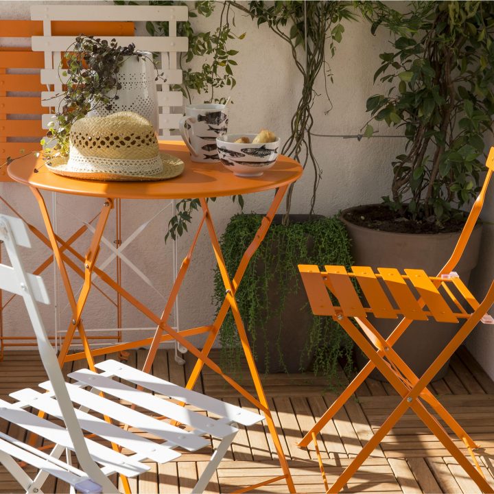 Table De Jardin De Repas Flore Ronde Orange 2 Personnes concernant Table De Jardin 2 Personnes Table De Jardin De Repas Flore Ronde Orange 2 Personnes concernant Table De Jardin 2 Personnes