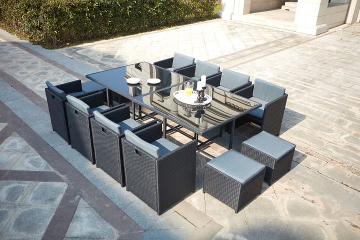 Table De Jardin Résine Tressée Encastrable Noire 12 Places serapportantà Salon De Jardin Résine Tressée Encastrable