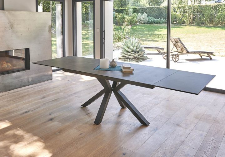 Table Extensible Avec Plateau En Céramique Teinte Grise Et intérieur Table Salle A Manger Plateau Ceramique