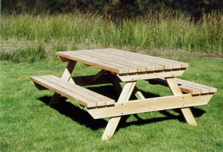 Table Jardin Bois concernant Bache Pour Salon De Jardin