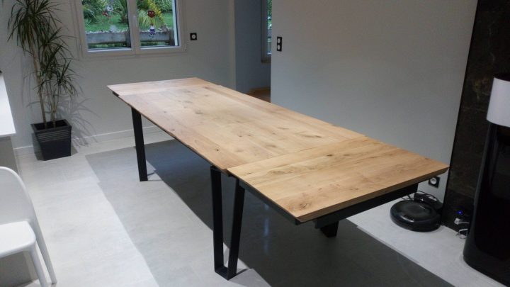 Table Métal Et Chêne Massif Avec Rallonges | Table Metal encequiconcerne Grande Table De Salle À Manger Avec Rallonges