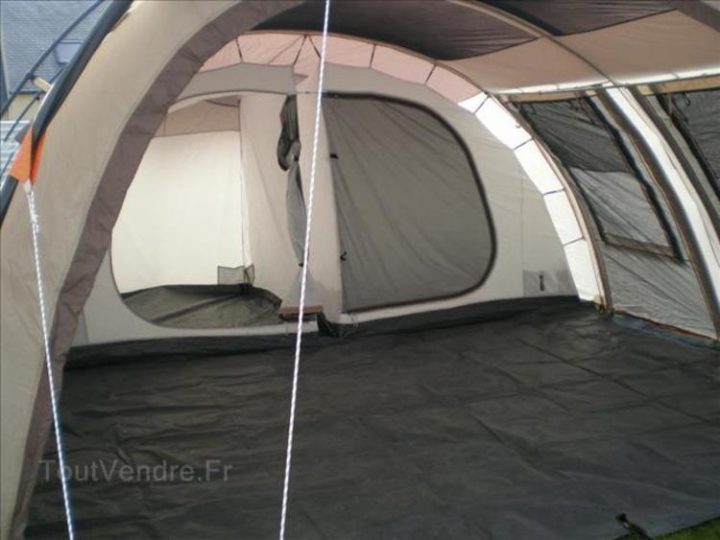 Tente T6.2Xl Air Quechua 6 Places Pouzolles 34480 pour Tente 6 Places 3 Chambres