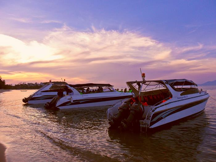 The Definitive Survival Guide To The Full Moon Party avec Fullmoon Charter