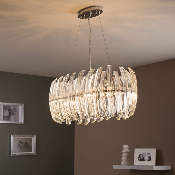 The" Luminaire Qui Est Parfait Pour Les Belles Hauteurs Sous tout Lustre Salle À Manger Leroy Merlin