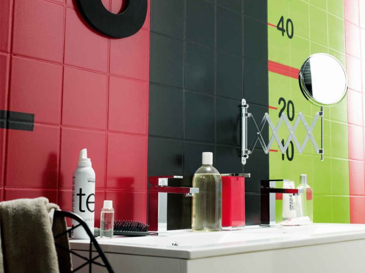 Tout Savoir Sur La Peinture Pour Carrelage | Leroy Merlin intérieur Peinture Spéciale Salle De Bain