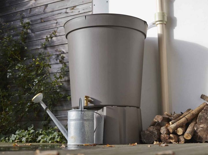 Tout Savoir Sur La Récupération D'eau De Pluie | Leroy Merlin intérieur Robinet Pour Récupérateur D Eau Tout Savoir Sur La Récupération D'eau De Pluie | Leroy Merlin intérieur Robinet Pour Récupérateur D Eau