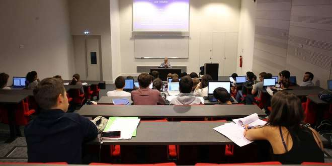 Tracteur Tondeuse Leclerc Villeneuve Sur Lot encequiconcerne Tondeuse Leclerc Jardin