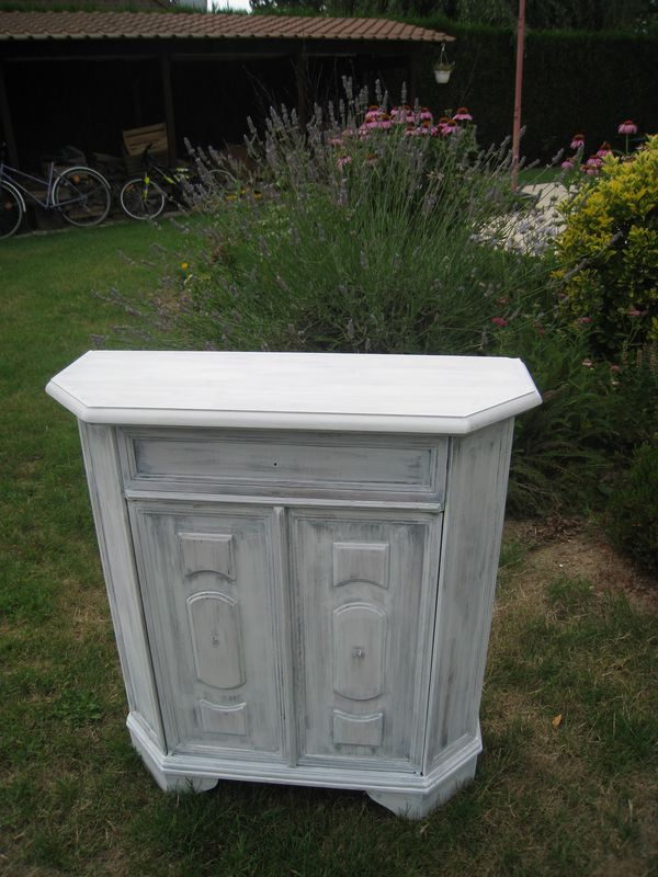 Un Petit Meuble D'Entrée Relooké – Patines & Couleurs dedans Petit Meuble D Entrée