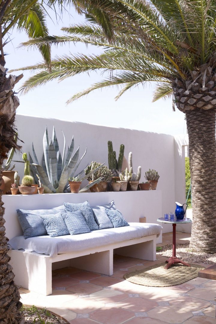 Une Banquette En Chaux En 2019 | Banquette Jardin, Deco dedans Chaux Jardin Une Banquette En Chaux En 2019 | Banquette Jardin, Deco dedans Chaux Jardin