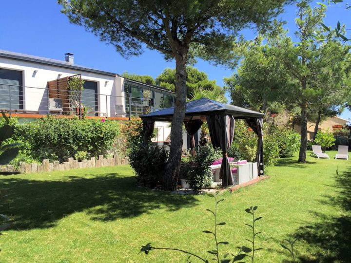 Villa Et Spa L'escale Côte Bleue, Villa Sausset-Les-Pins intérieur Chambre D Hote Sausset Les Pins Villa Et Spa L'escale Côte Bleue, Villa Sausset-Les-Pins intérieur Chambre D Hote Sausset Les Pins