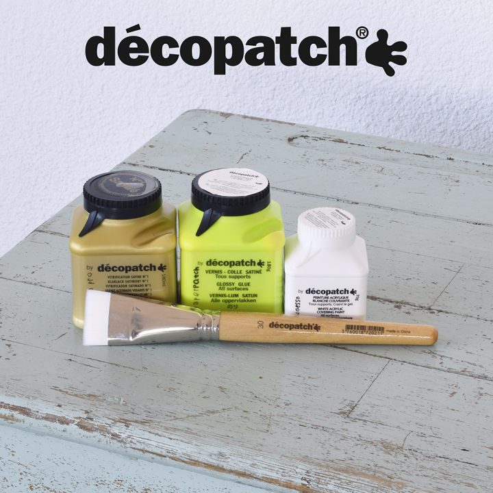 Voici Les Basiques Décopatch Pour Rénover Un Meuble : • Le avec Enlever Le Vernis D Un Meuble Voici Les Basiques Décopatch Pour Rénover Un Meuble : • Le avec Enlever Le Vernis D Un Meuble