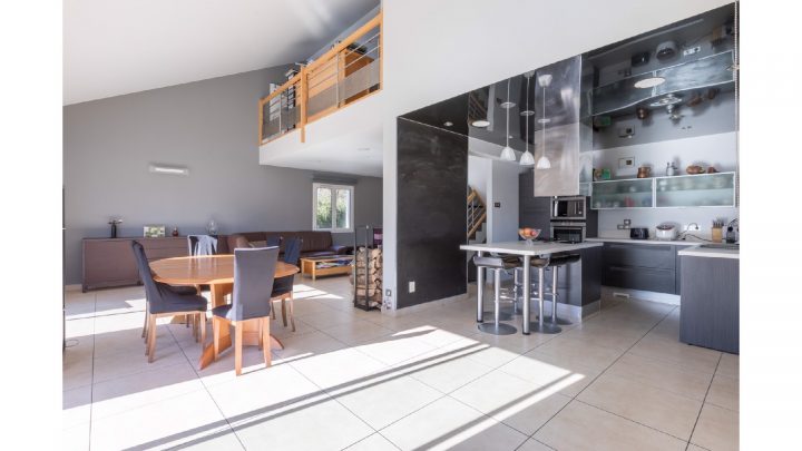 Voiron – Villa 6 Pièces À Vendre – 155M2 – 518 000 € – Réf pour La Salle À Manger Voiron