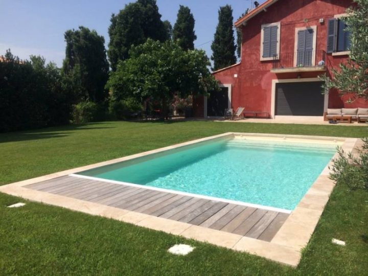 Volet Roulant Électrique Immergé À La Seyne/Mer – Toulon destiné Piscine Tubulaire Destockage