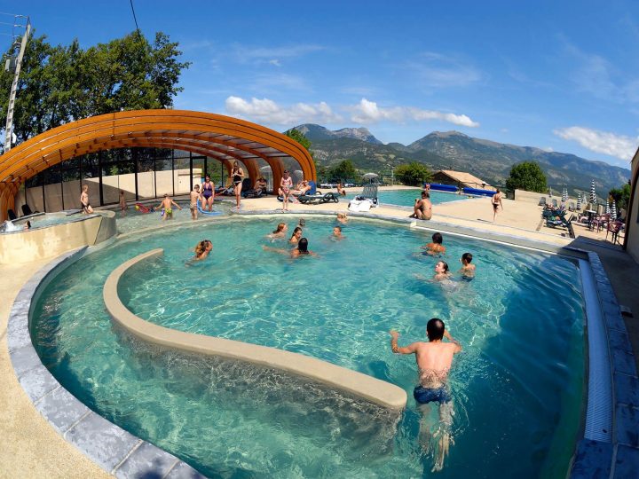 Yelloh! Village Le Couspeau – Un Grand Parc Aquatique Avec pour Yelloh Village Avec Spa Privatif