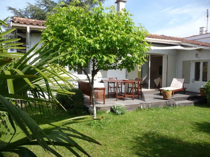 À 900M. Du Bassin D'Arcachon, Villa Avec Jardin Sud Et à Jardin Du Sud À 900M. Du Bassin D'Arcachon, Villa Avec Jardin Sud Et à Jardin Du Sud
