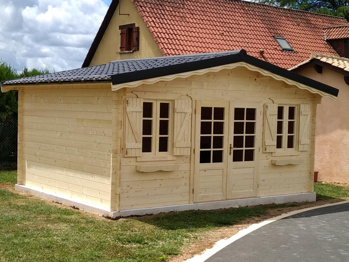 Abri De Jardin En Bois De 19,46 M² En 34 Mm - Marin pour Chalet De Jardin