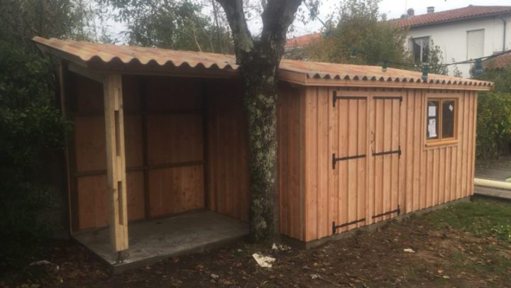 Abri De Jardin En Bois Douglas Fabriqué Sur-Mesure Et tout Abri Aluminium Sur Mesure