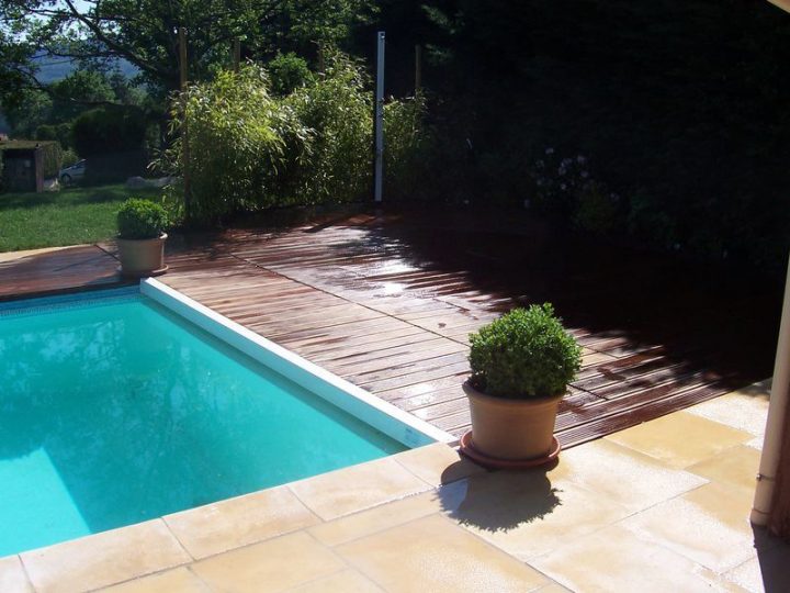 Amenagement Piscine Galets pour Amenagement Piscine