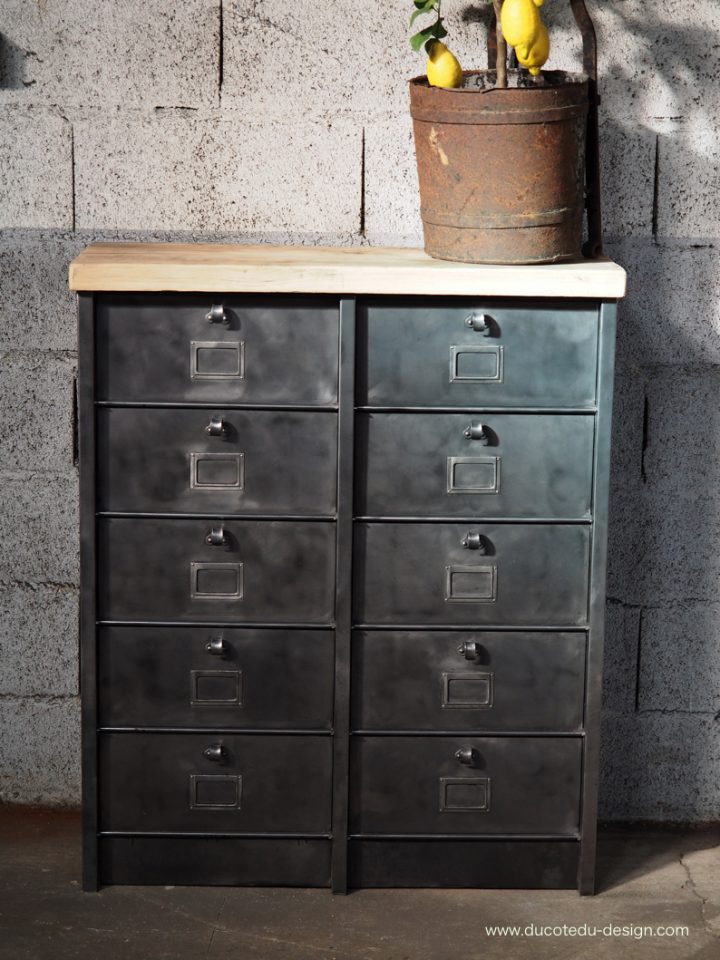 Ancien Grand Meuble 10 Casiers Industriel Strafor Plateau intérieur Meuble Télé Industriel