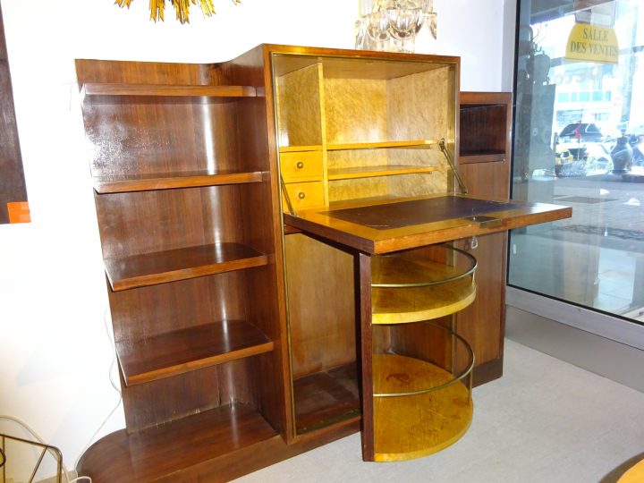Antiquite-Brocante-Salle-Des-Ventes-Geneve-Meuble-Combine destiné Ventes Privées Meubles