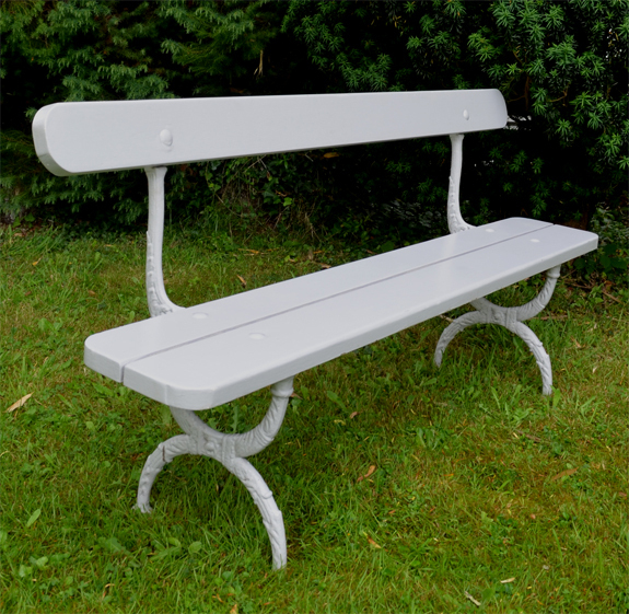 Banc De Jardin Ancien Avec Pieds En Fonte Assise Planches encequiconcerne Banc De Jardin En Fonte Ancien