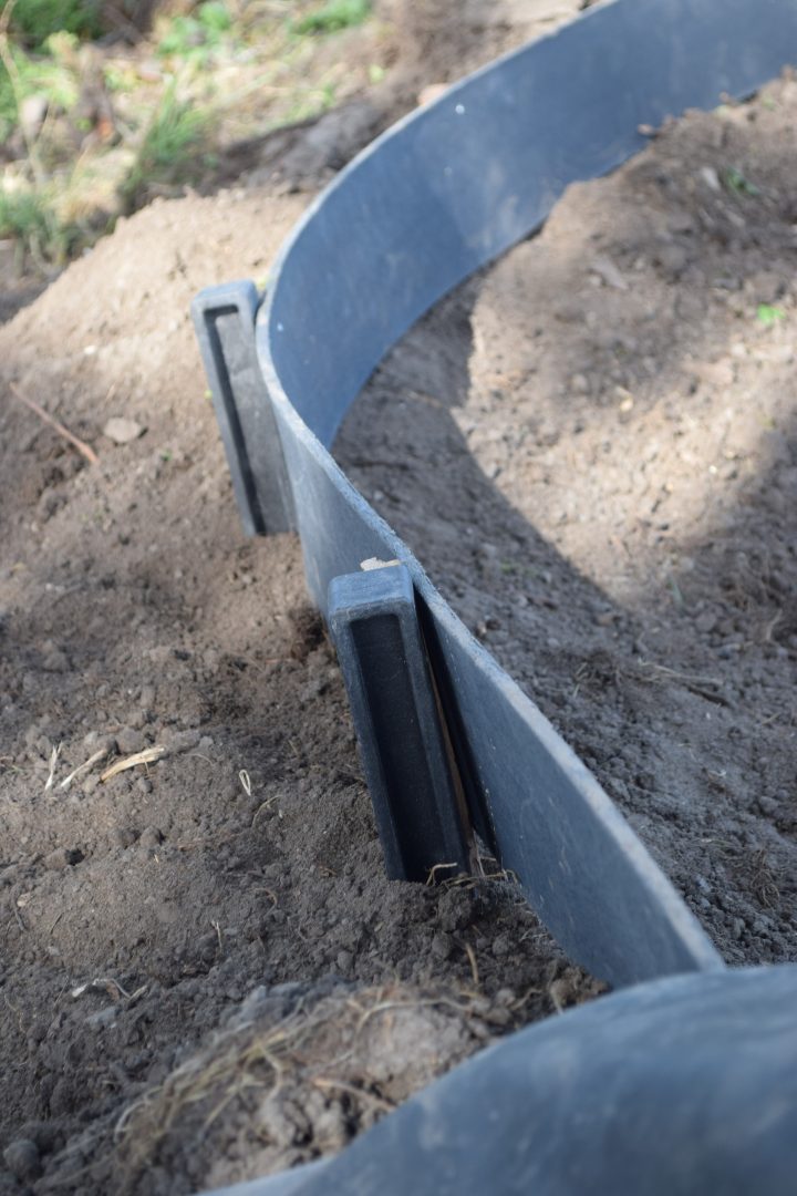 Bordure De Bassin "Borderfix" 19Cm X 7Mm X 15M – Jardinet concernant Bordure Jardin Plastique