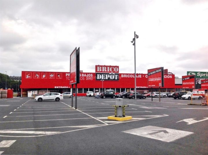 Bricolaje – Brico Depot – Ferrol pour Brico