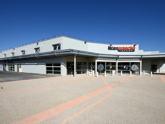 Centre Commercial E.leclerc À Marignane | Réalisations avec Bricoman Fréjus Drive Centre Commercial E.leclerc À Marignane | Réalisations avec Bricoman Fréjus Drive
