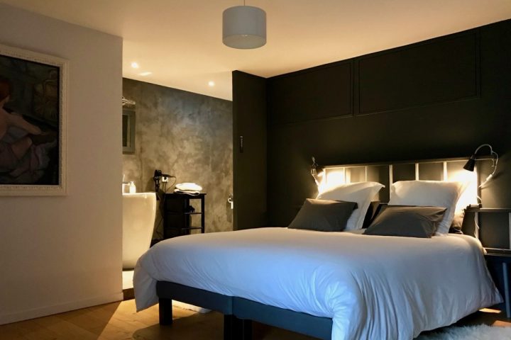 Chambre De 24 M2 Pour 2 Personnes Avec Espace Salle D’eau à Chambre Dhote Libertine Chambre De 24 M2 Pour 2 Personnes Avec Espace Salle D’eau à Chambre Dhote Libertine