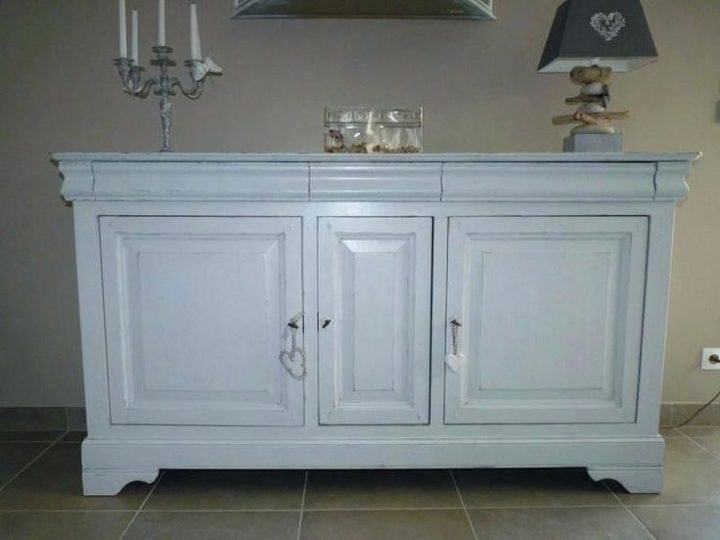 Comment Peindre Un Meuble En Bois Vernis Armoire | Comment dedans Peindre Bois Vernis