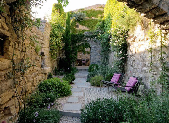 Créer Un Jardin Sans Arrosage Méditerranéen – Rc-Paysage avec Jardin De Provence